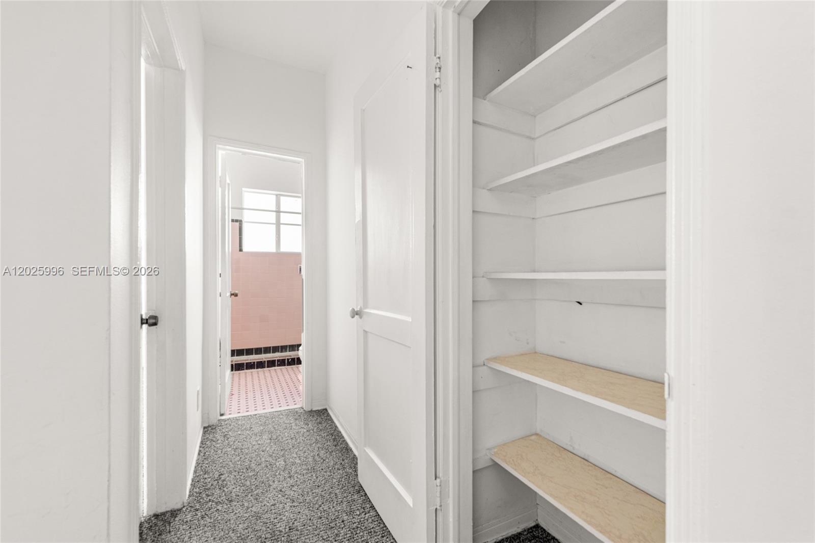   /  4952 sq. ft. $ 2026-05-27 0 Photo