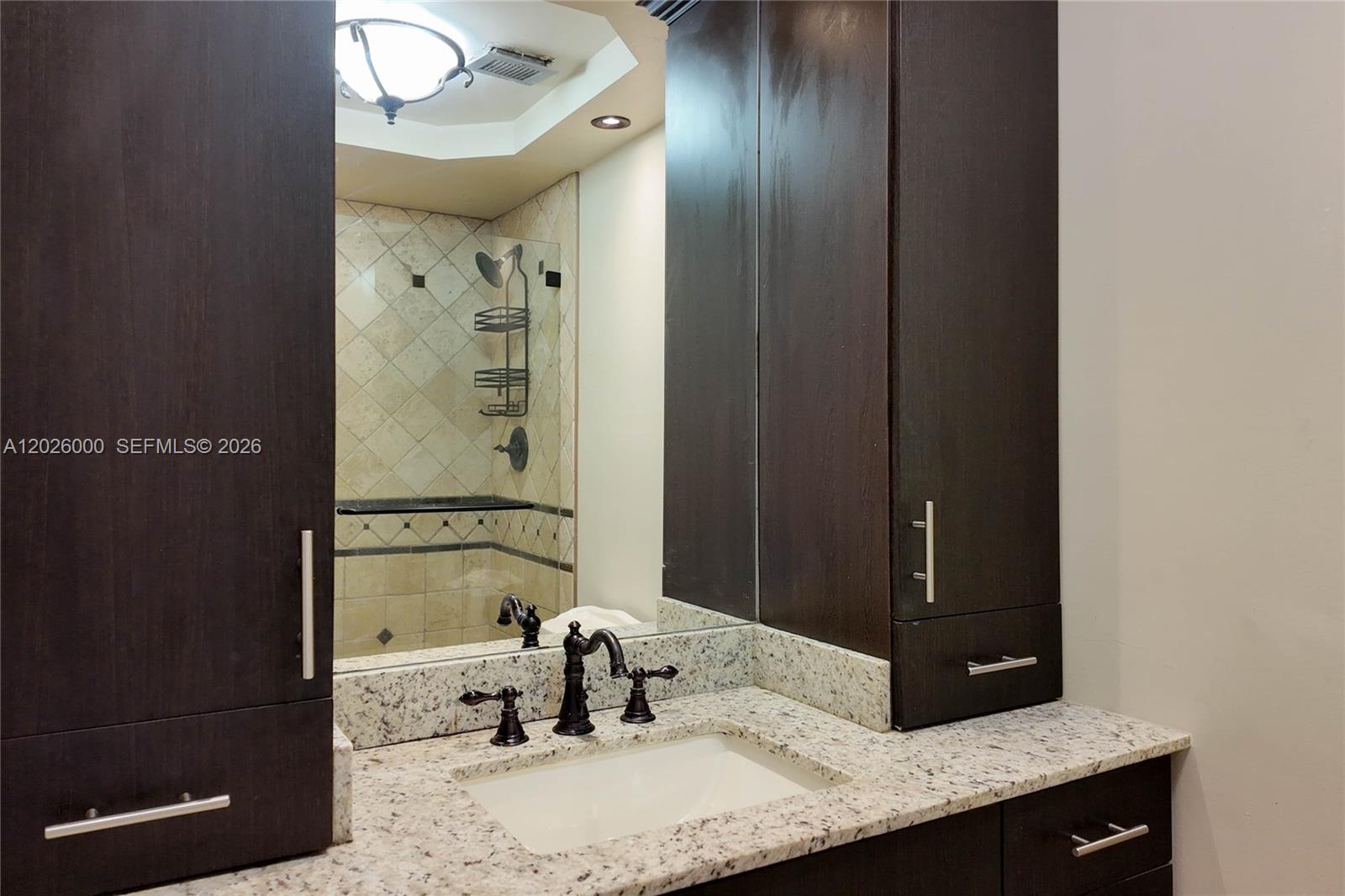 9L 0 / 1 545 sq. ft. $ 2026-07-13 0 Photo