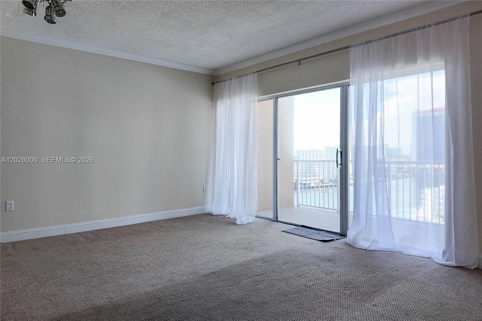 See details 9L 1 / 1 545 sq. ft. $ 2026-05-27 0 Photo