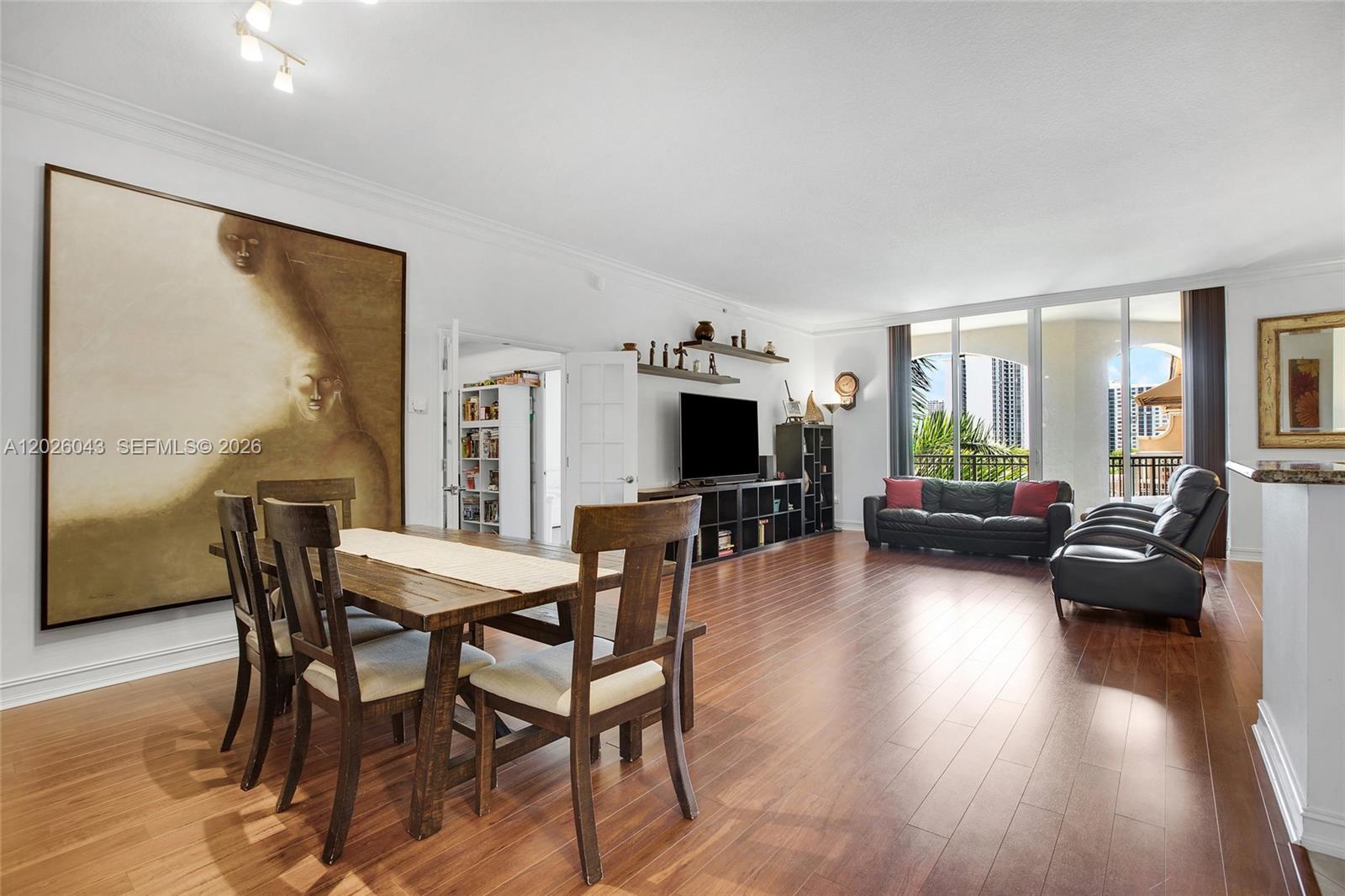 Photo of 3001 185th St  #610, Aventura, Florida, 33180 - 