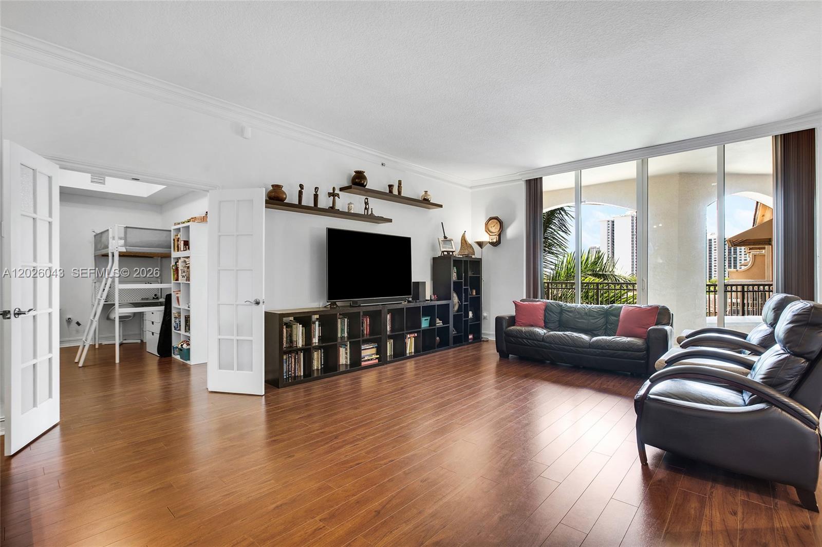 Photo of 3001 185th St  #610, Aventura, Florida, 33180 - 