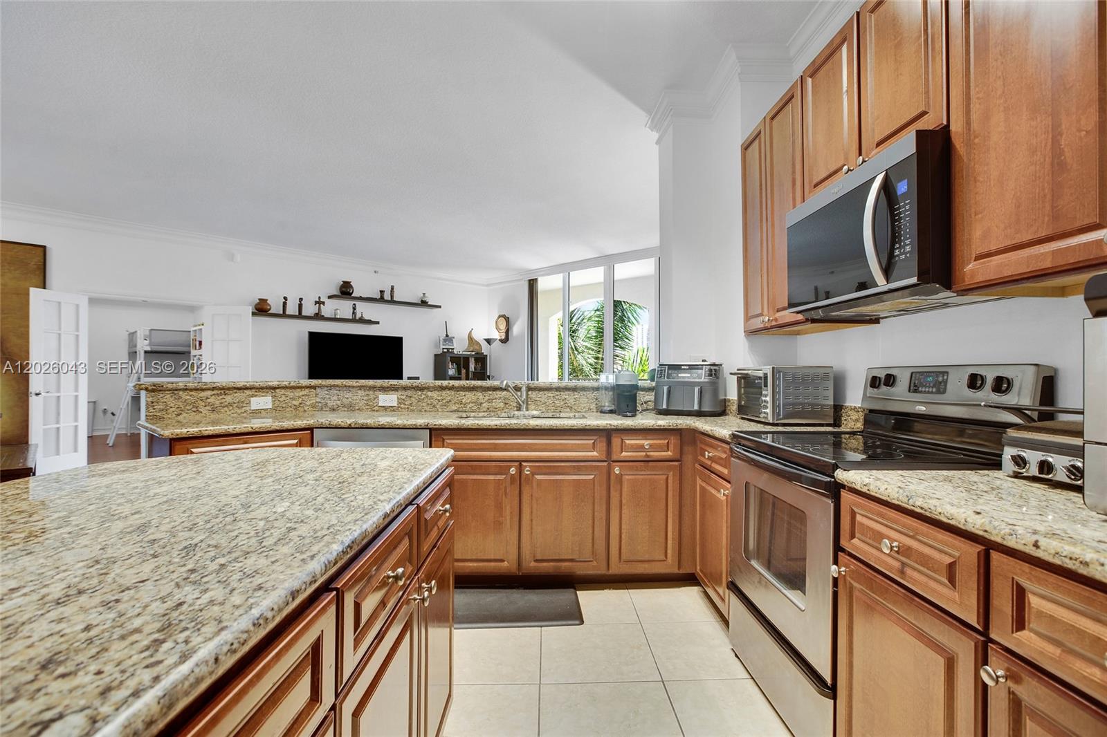 Photo of 3001 185th St  #610, Aventura, Florida, 33180 - 