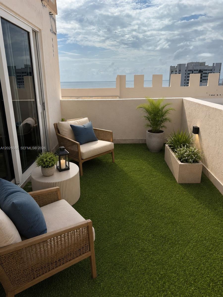Photo of 1865 Ocean Drive  #21A, Hallandale Beach, Florida, 33009 - 