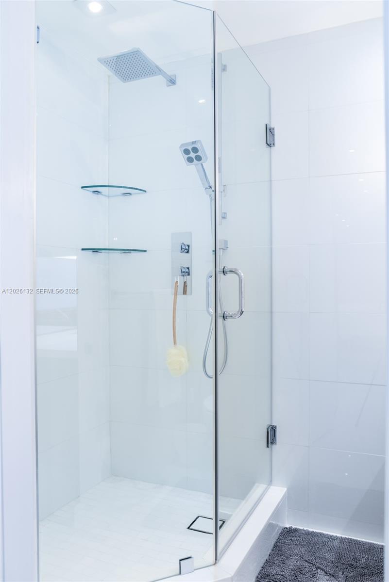 9N 1 / 2 870 sq. ft. $ 2026-05-27 0 Photo
