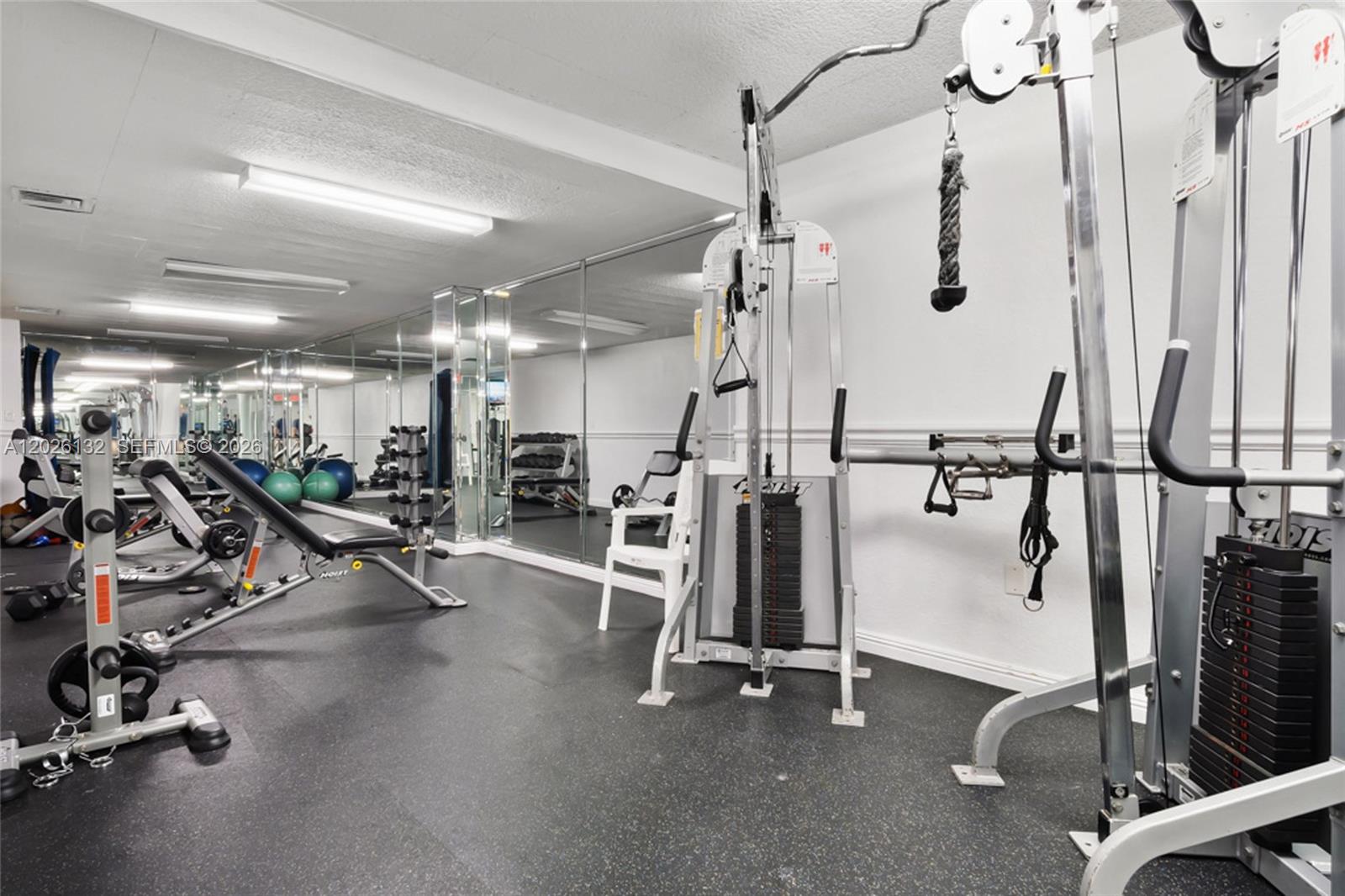 9N 1 / 2 870 sq. ft. $ 2026-05-27 0 Photo