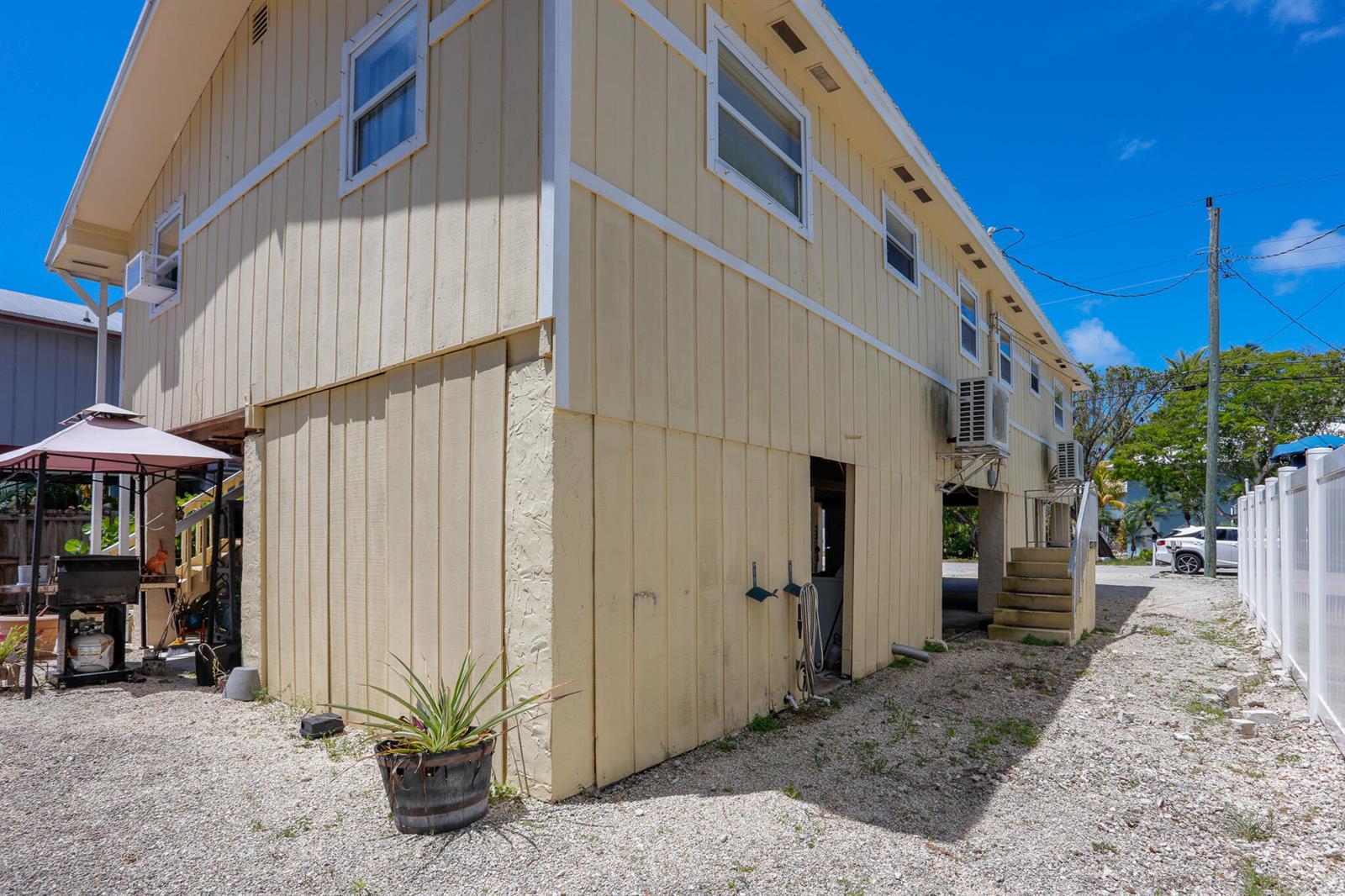   / 0 3794 sq. ft. $ 2026-09-08 0 foto