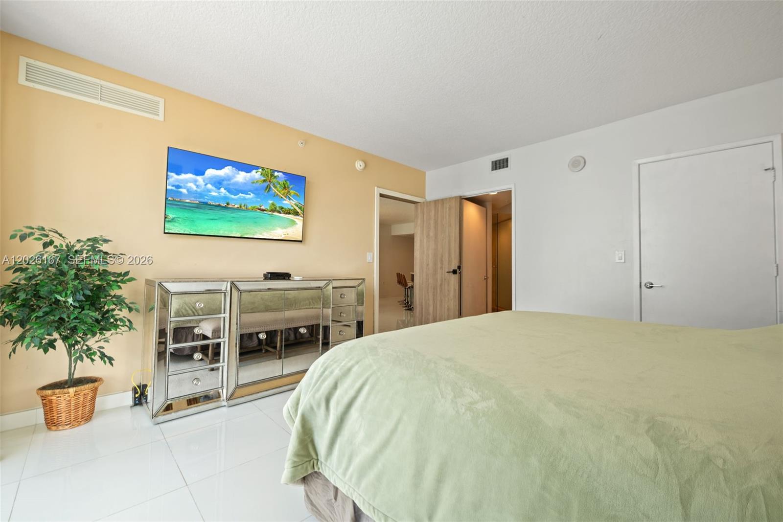 Photo of 150 Sunny Isles Blvd #1-1101, Sunny Isles Beach, Florida, 33160 -