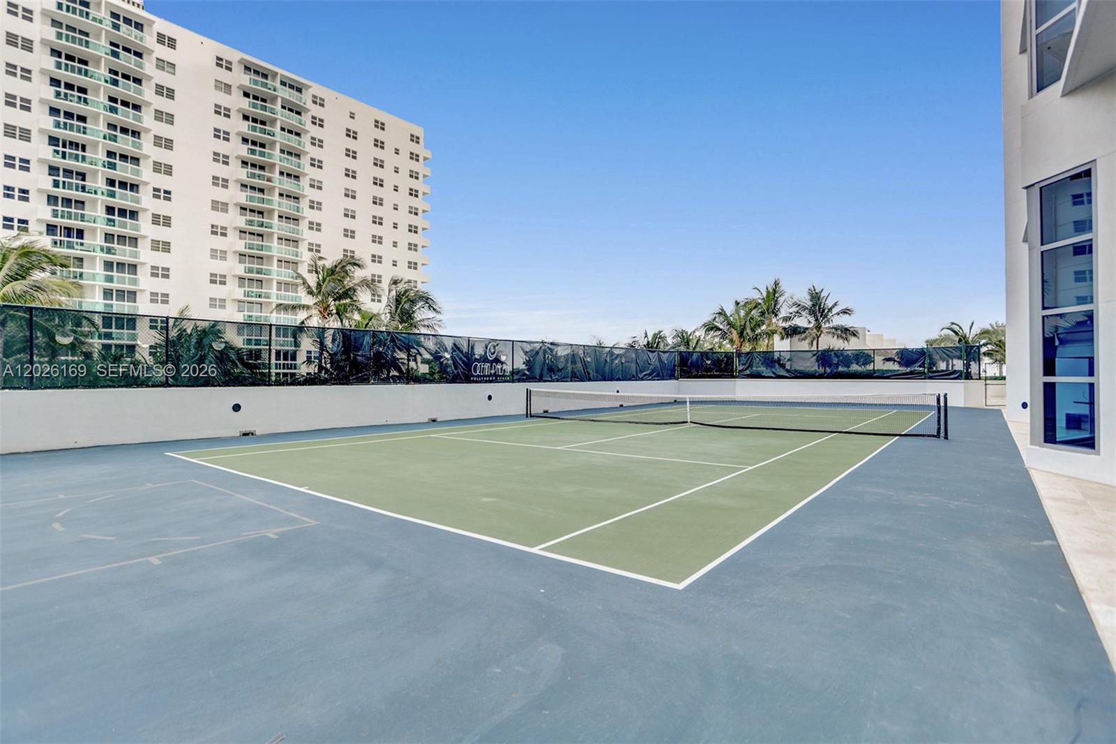 Photo of 3101 Ocean Dr  #2005 (available June 18 ), Hollywood, Florida, 33019 - 