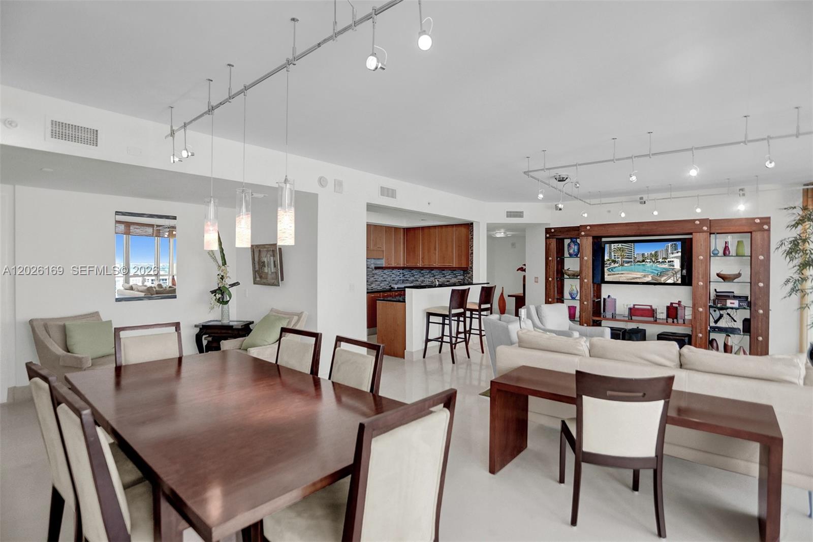 Photo of 3101 Ocean Dr  #2005 (available June 18 ), Hollywood, Florida, 33019 - 