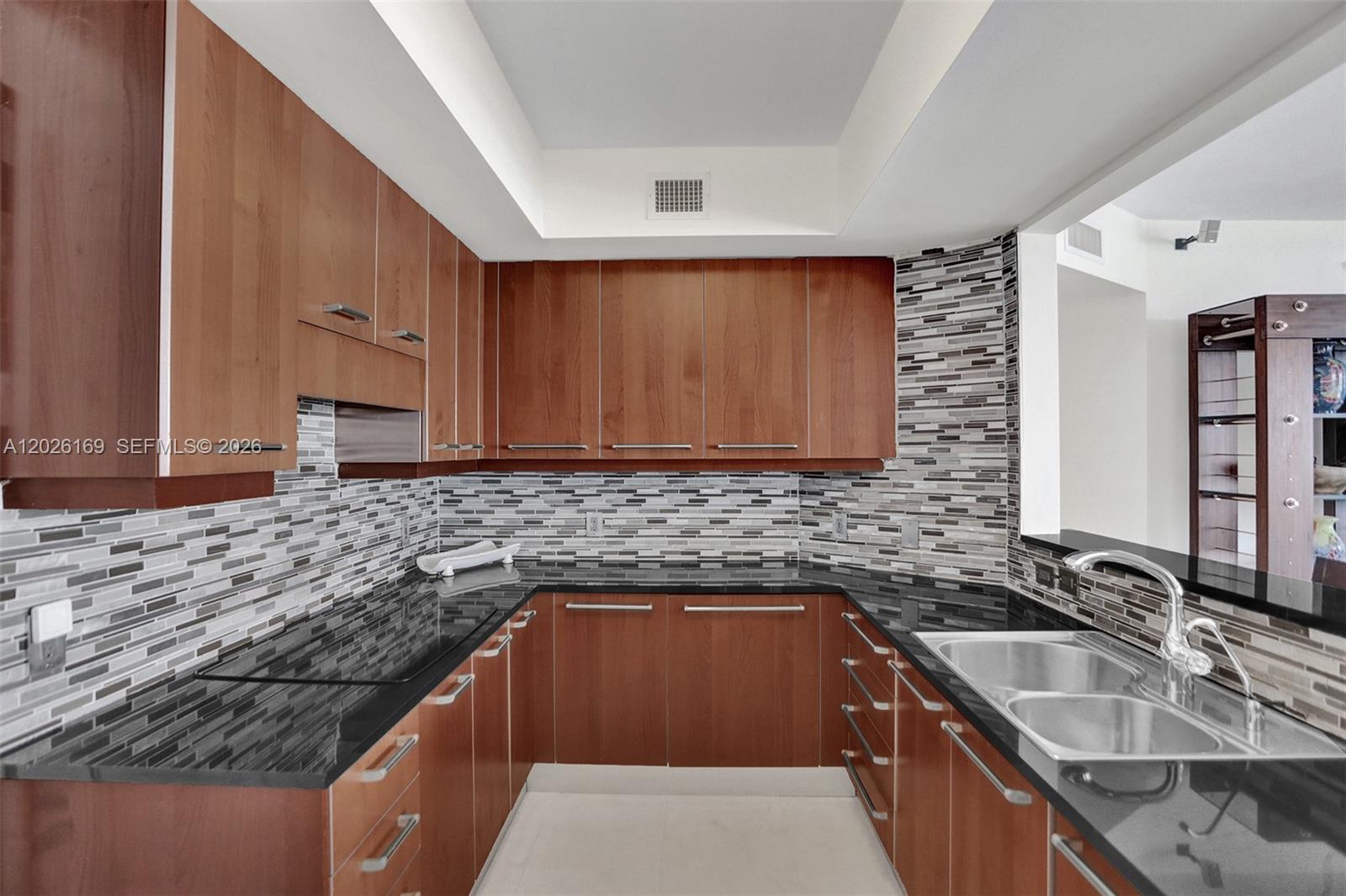 Photo of 3101 Ocean Dr  #2005 (available June 18 ), Hollywood, Florida, 33019 - 