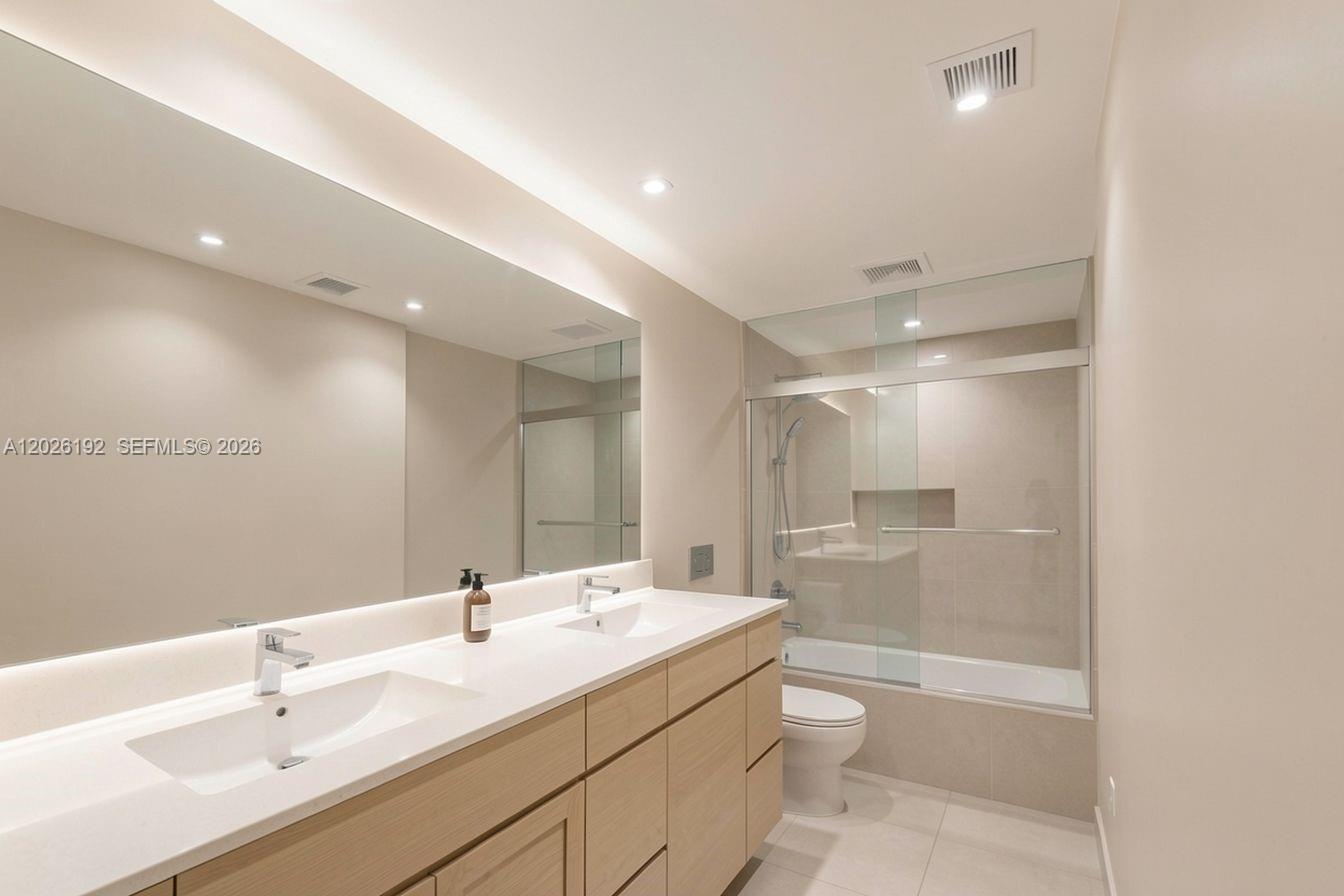 Photo of 20379 Country Club Dr  #2636, Aventura, Florida, 33180 - 