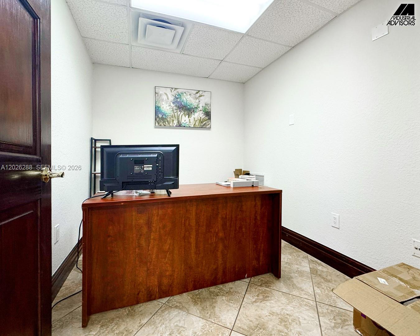 See details 10 / sq. ft. $ 2026-05-27 0 Photo