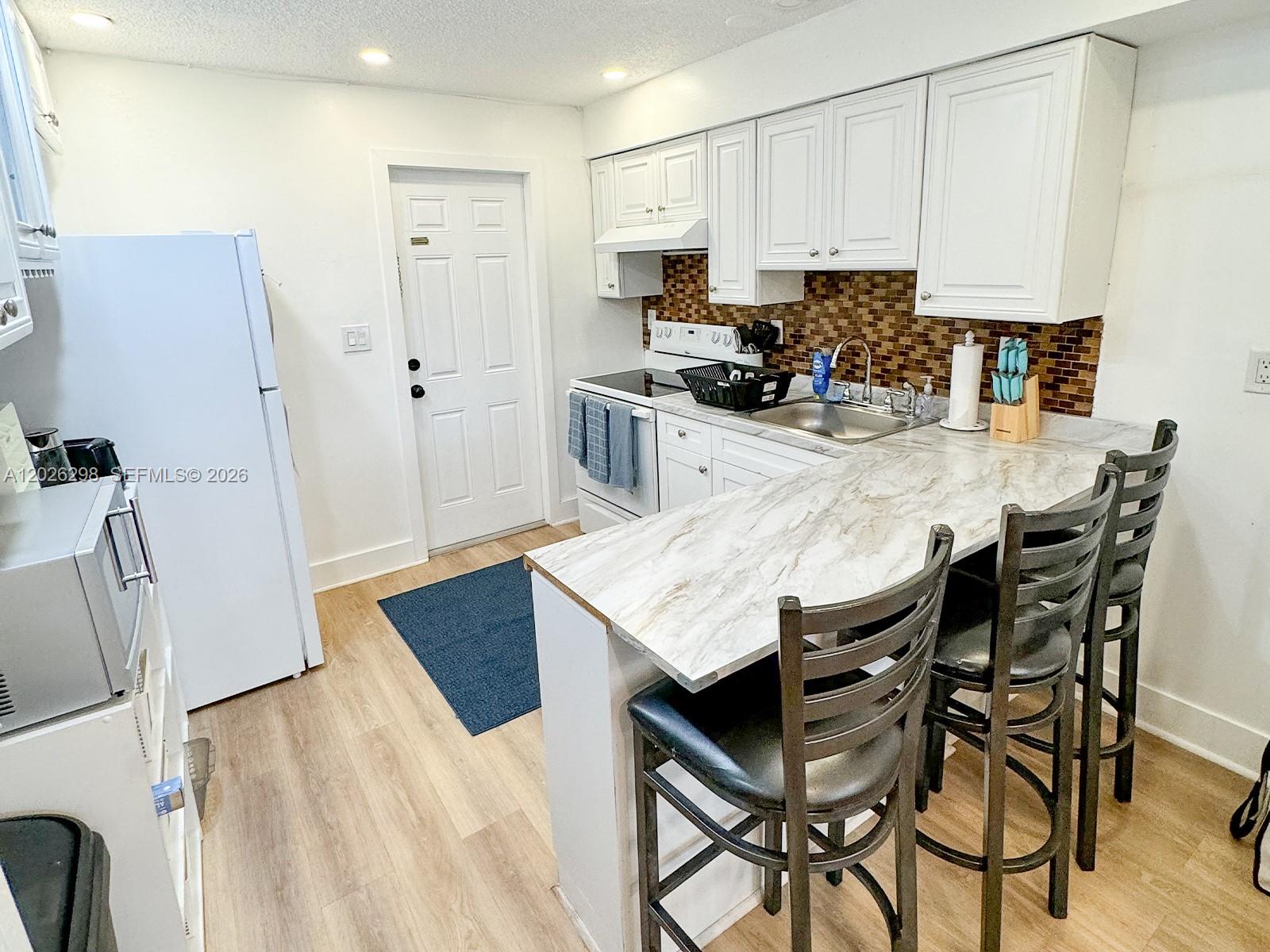 See details / 1570 sq. ft. $ 2026-05-27 0 Photo