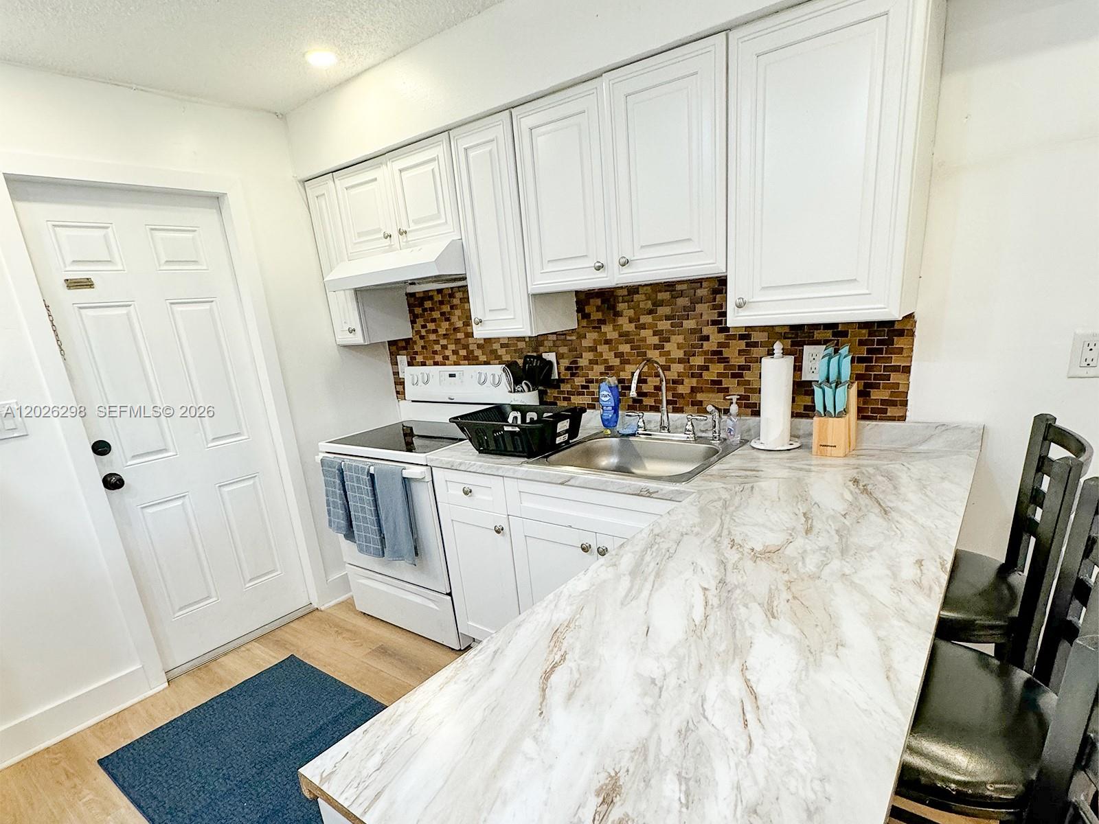 See details / 1570 sq. ft. $ 2026-05-27 0 Photo