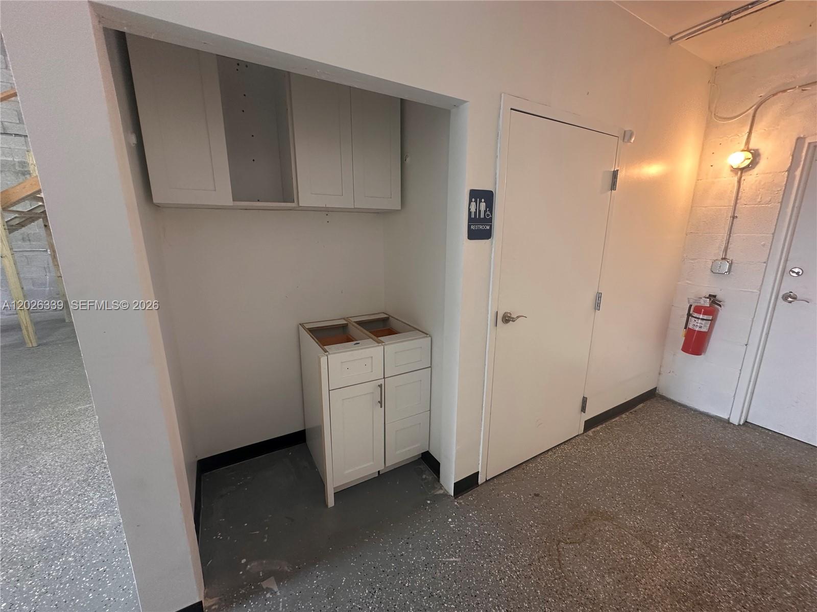 See details C2 / sq. ft. $ 2026-05-27 0 Photo