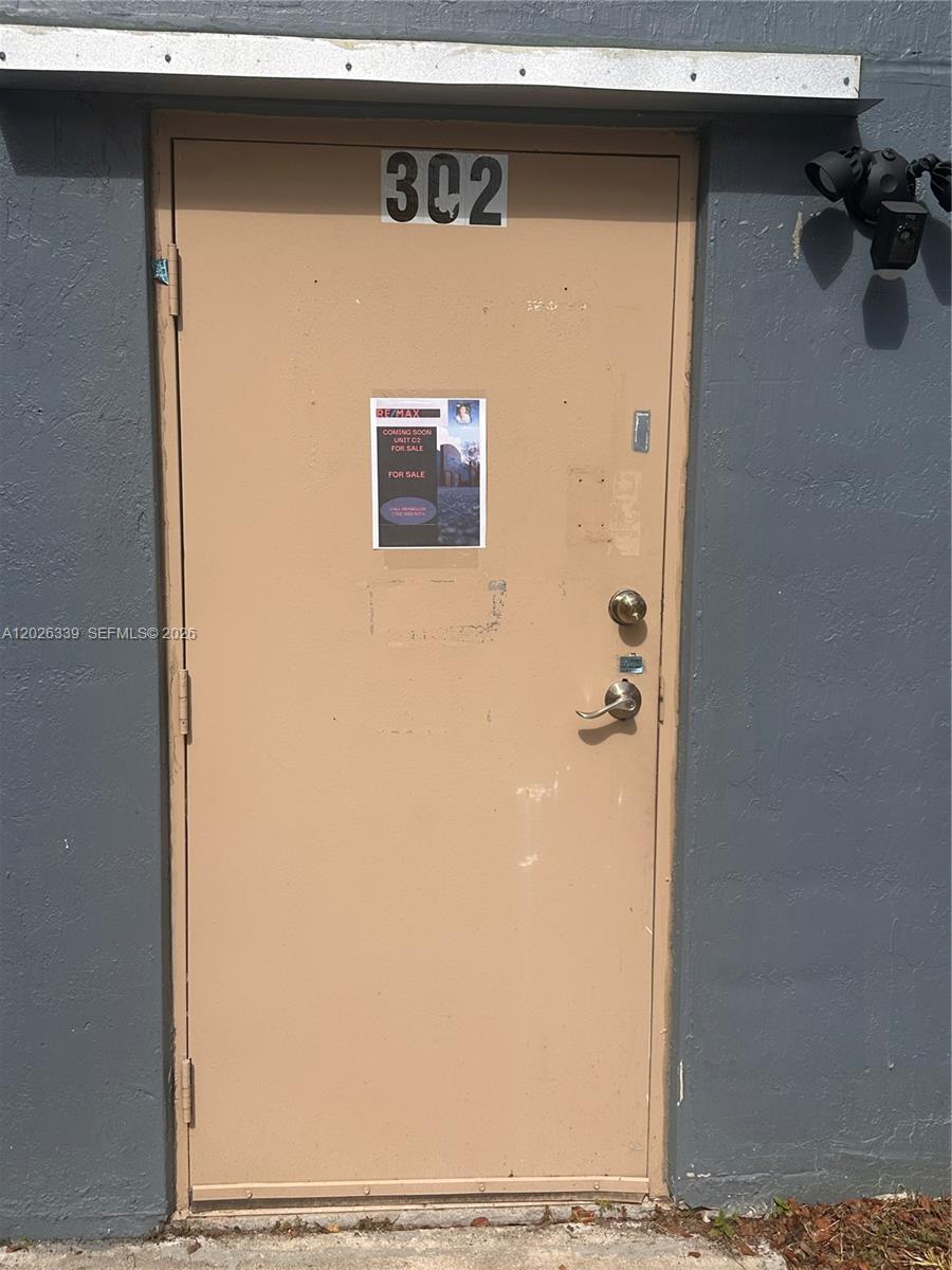 See details C2 / sq. ft. $ 2026-05-27 0 Photo