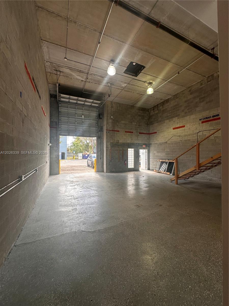 See details C2 / sq. ft. $ 2026-05-27 0 Photo