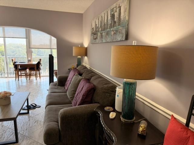 409 1 / 2 844 sq. ft. $ 2026-05-27 0 foto
