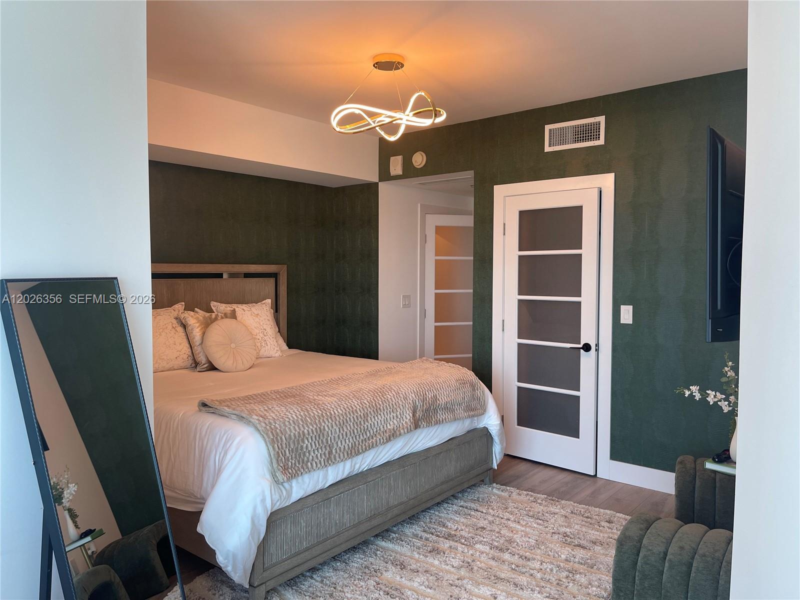 Photo of 3101 Ocean Dr #1707, Hollywood, Florida, 33019 - 3rd Bedroom