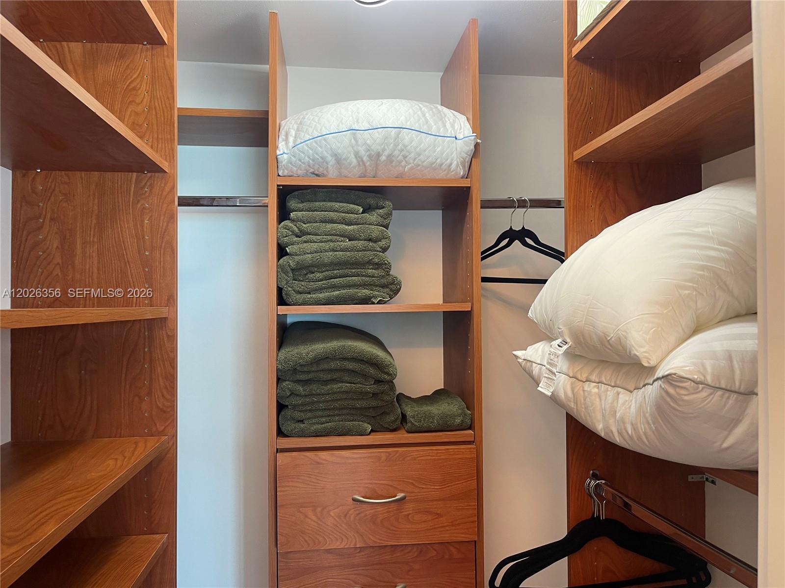 Photo of 3101 Ocean Dr #1707, Hollywood, Florida, 33019 - 3rd Bedroom Closet