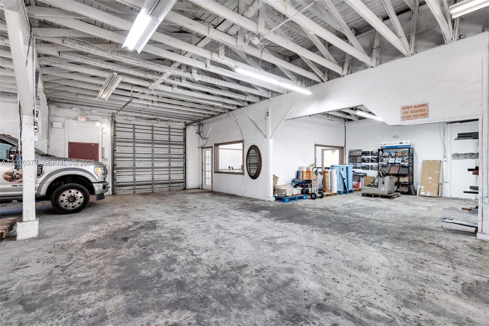 See details / sq. ft. $ 2026-05-27 0 Photo