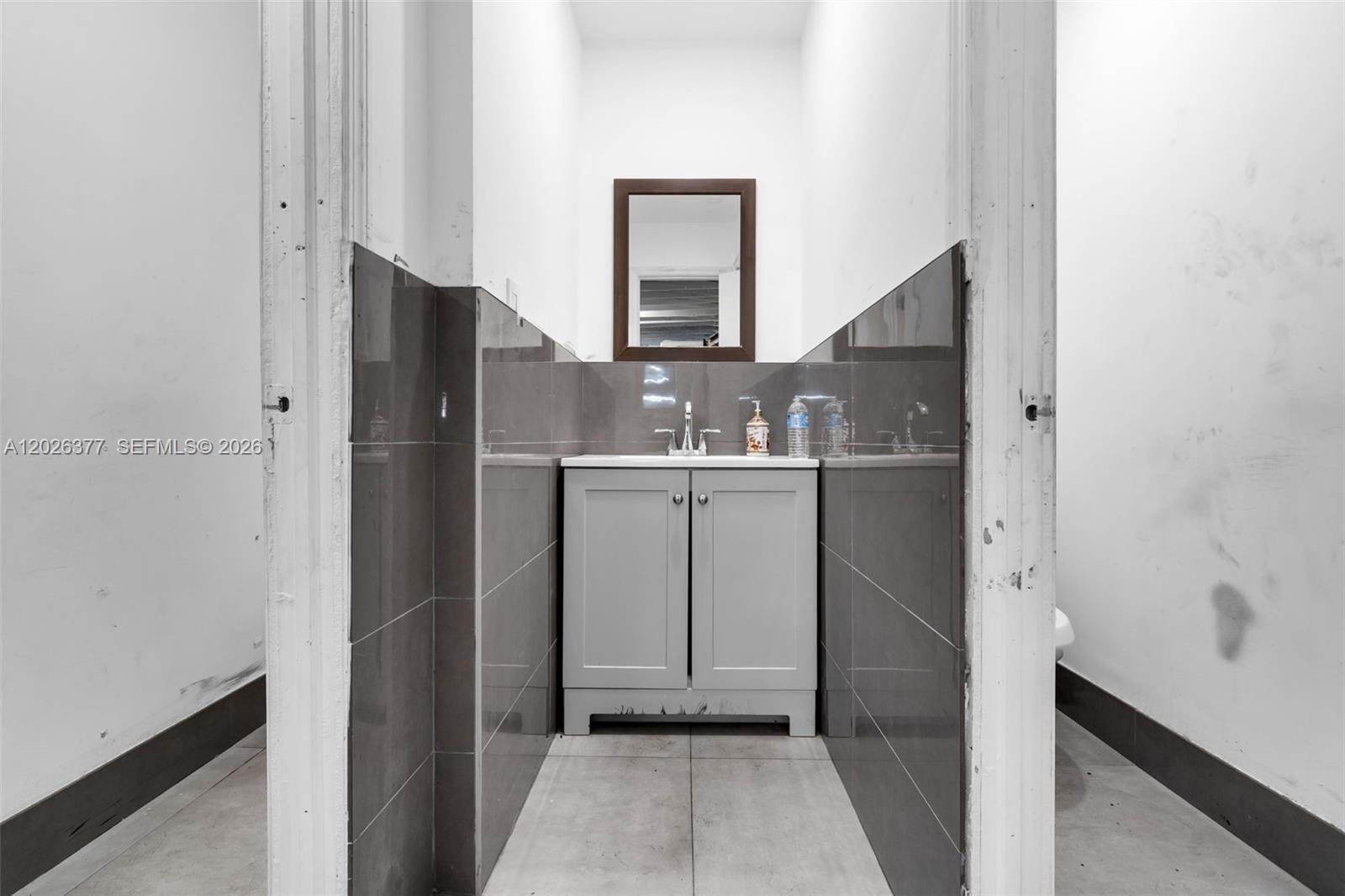 See details / sq. ft. $ 2026-05-27 0 Photo