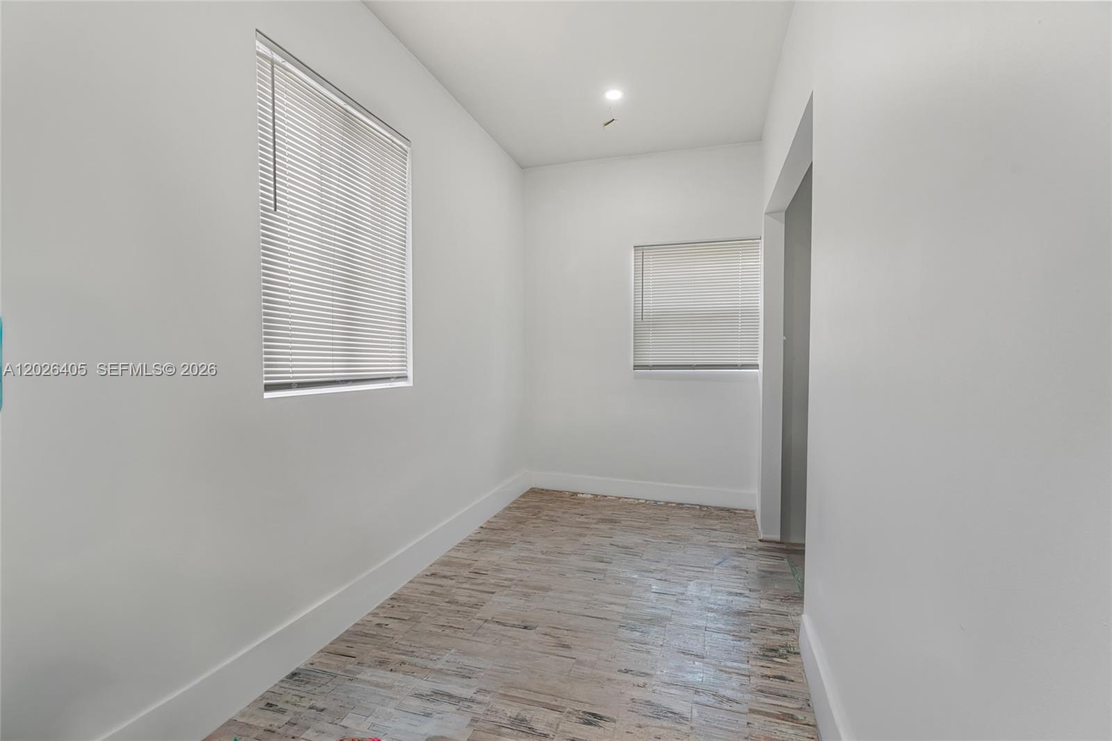 See details / 2190 sq. ft. $ 2026-05-27 0 Photo