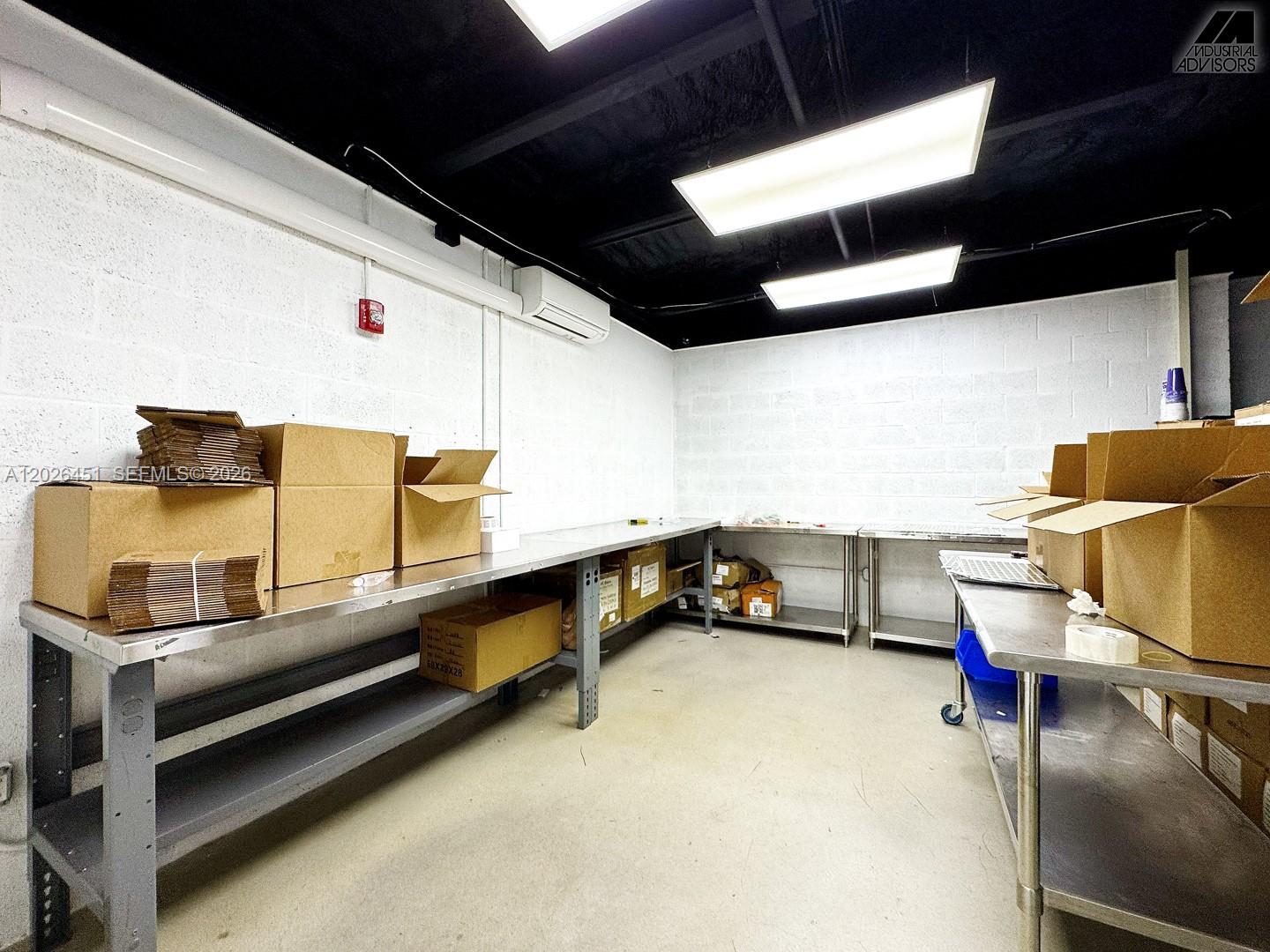 See details 11 / sq. ft. $ 2026-05-27 0 Photo