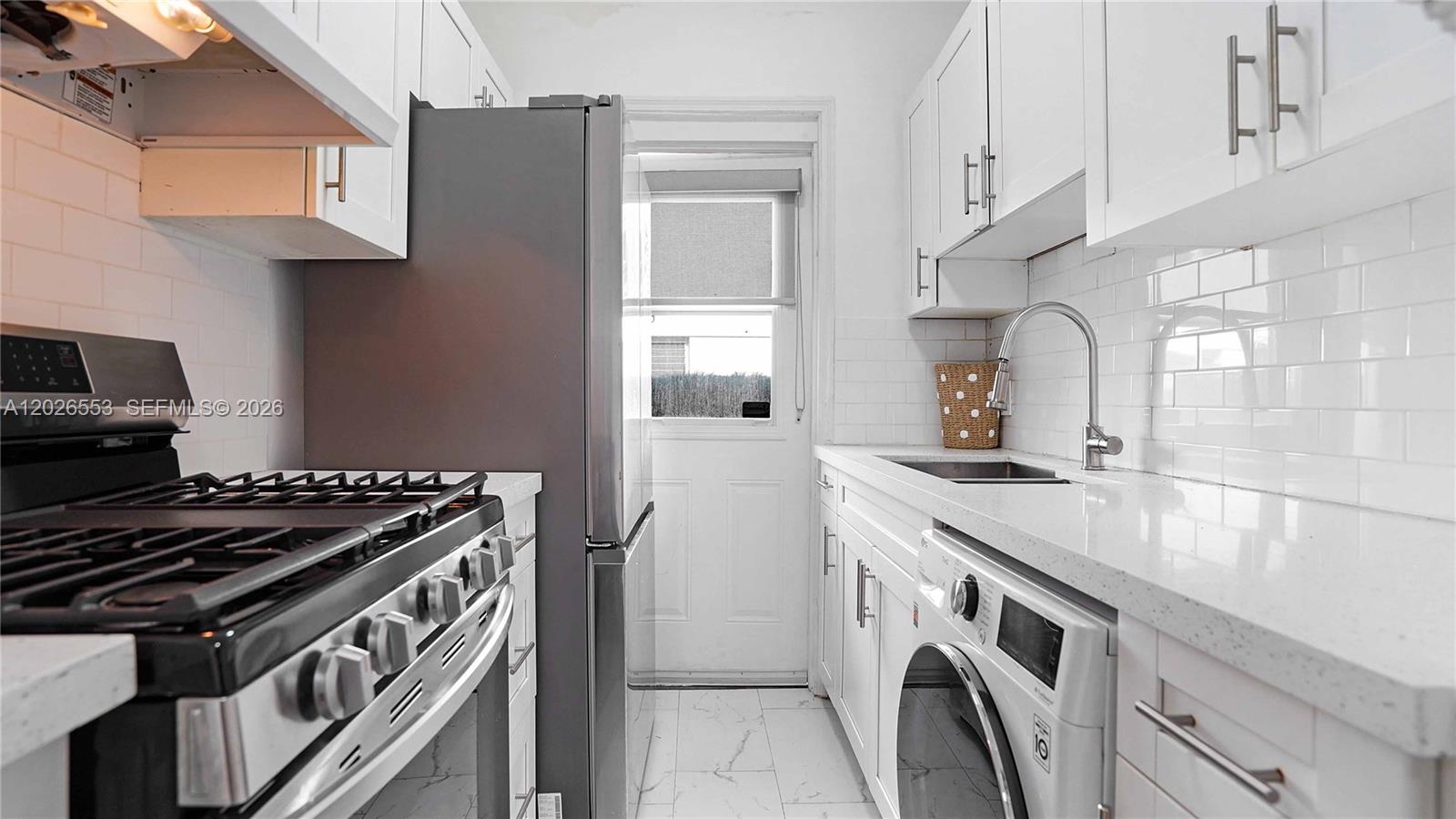 Ver detalles / 3474 sq. ft. $ 2026-05-28 0 foto