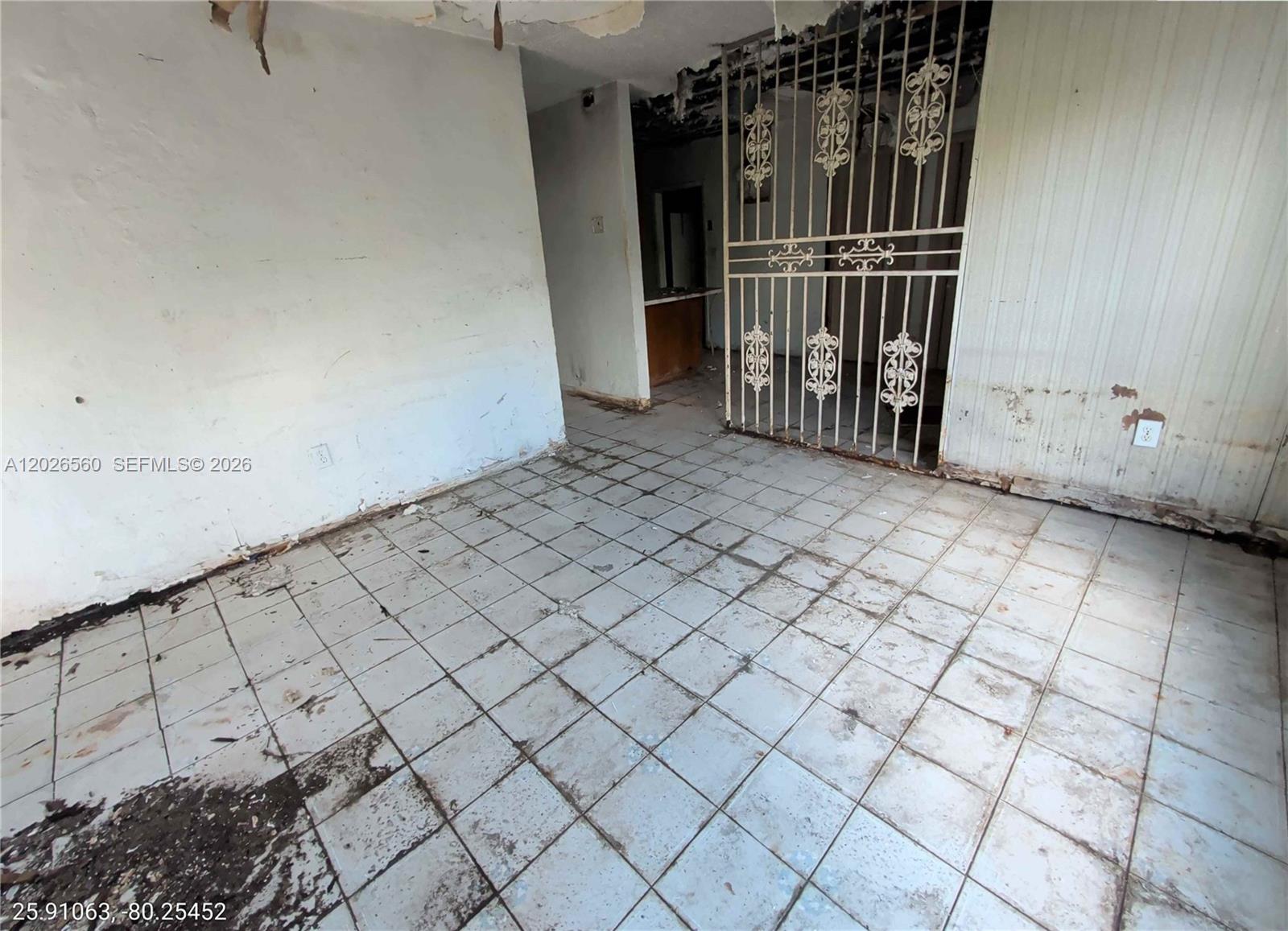 Ver detalles 820 3 / 2 1008 sq. ft. $ 2026-05-28 0 foto
