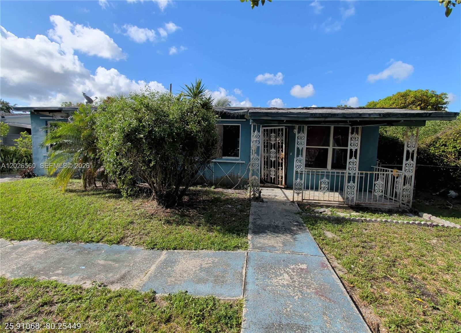 Ver detalles 820 3 / 2 1008 sq. ft. $ 2026-05-28 0 foto