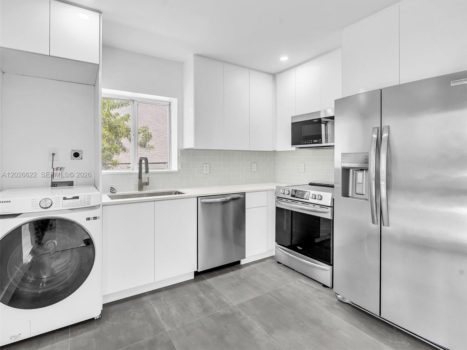 See details 1-8 / sq. ft. $ 2026-05-28 0 Photo
