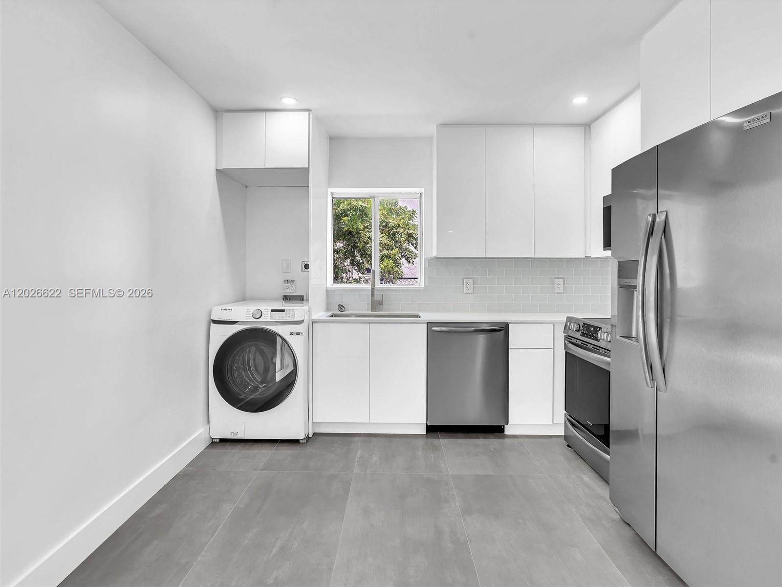 See details 1-8 / sq. ft. $ 2026-05-28 0 Photo