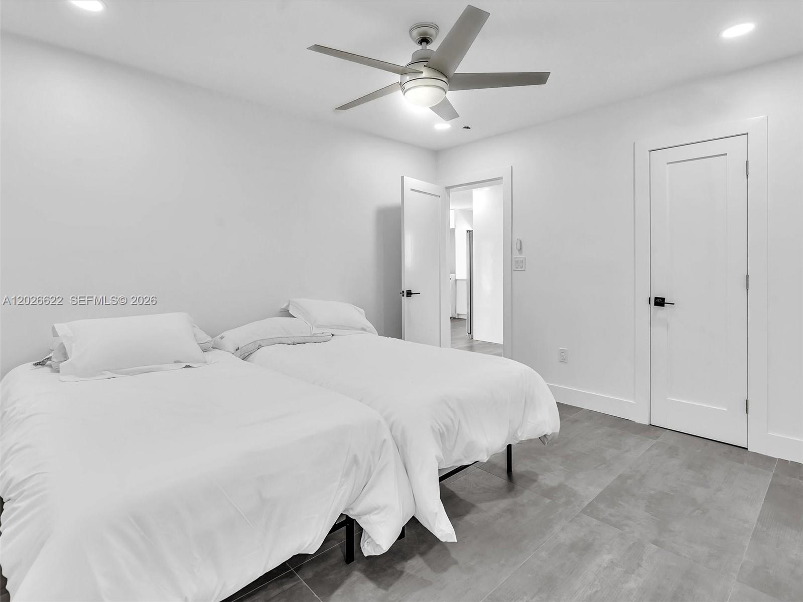 See details 1-8 / sq. ft. $ 2026-05-28 0 Photo