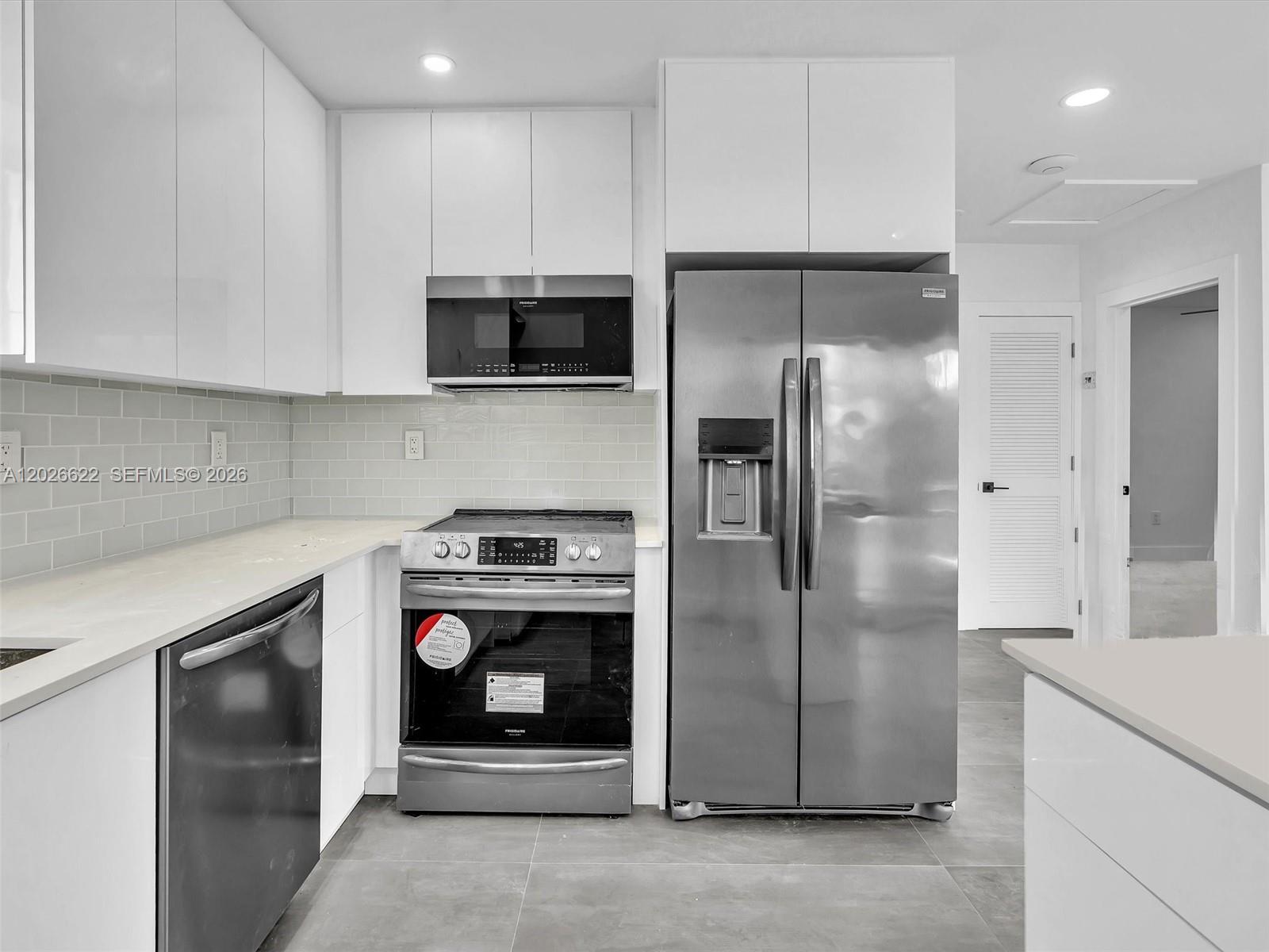 See details 1-8 / sq. ft. $ 2026-05-28 0 Photo