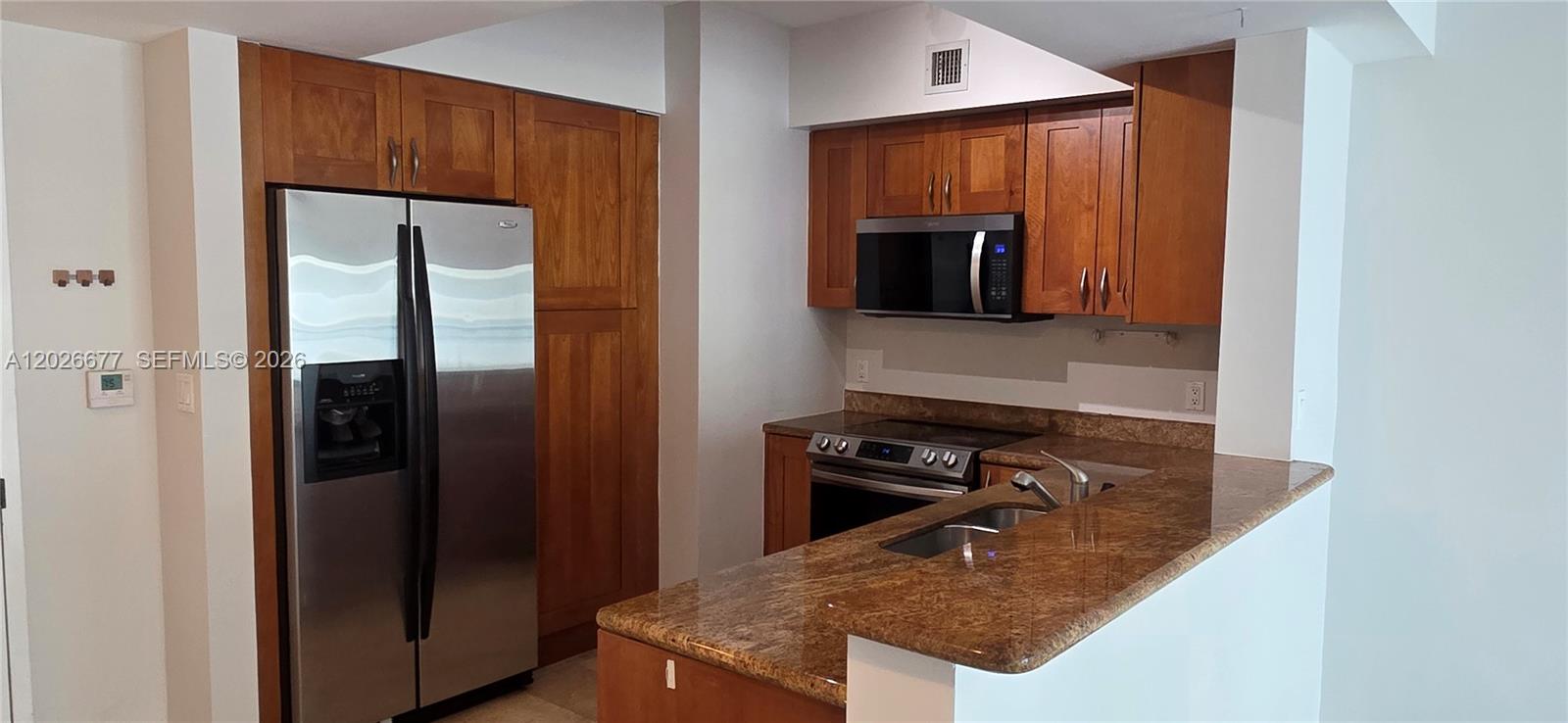 Фото 1745 Hallandale Beach Blvd  #2104W, Hallandale Beach, Florida, 33009 - 