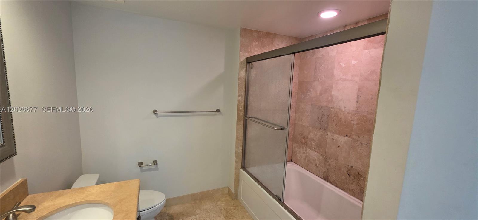 Фото 1745 Hallandale Beach Blvd  #2104W, Hallandale Beach, Florida, 33009 - 