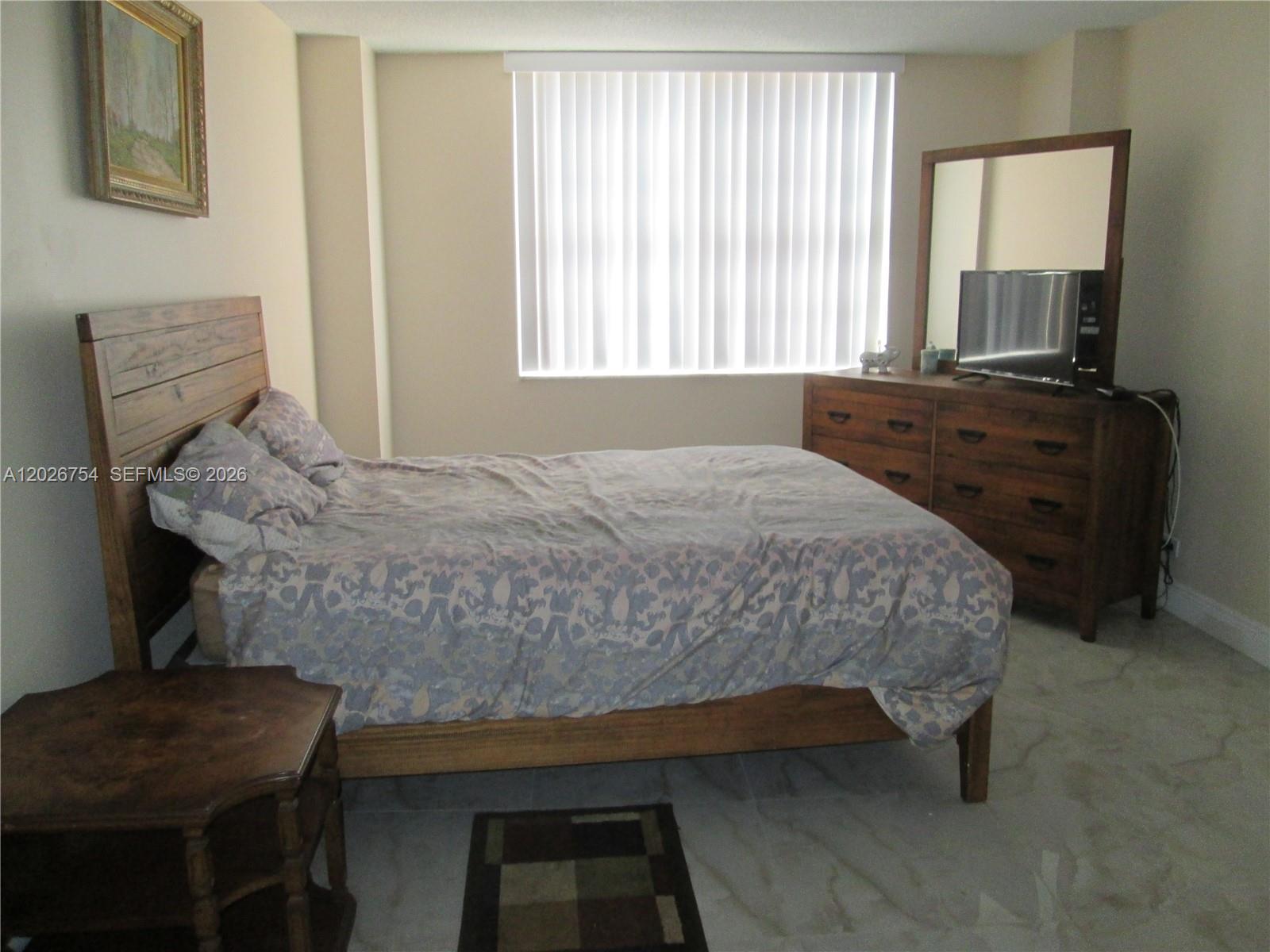 Ver detalles 411 2 / 2 1087 sq. ft. $ 2026-05-28 0 foto