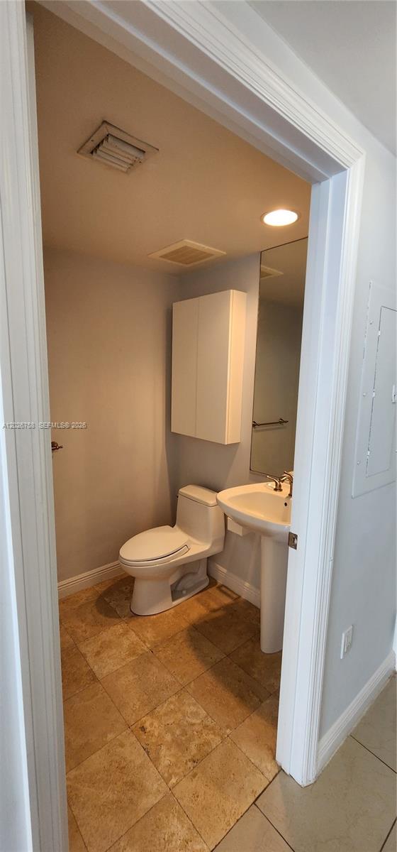 Photo of 1745 Hallandale Beach Blvd  #2304W, Hallandale Beach, Florida, 33009 - 