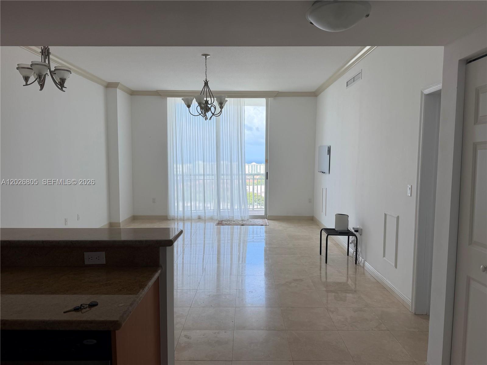 Фото 1755 Hallandale Beach Blvd  #2404E, Hallandale Beach, Florida, 33009 - 