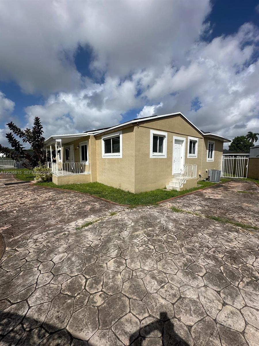 See details / 2541 sq. ft. $ 2026-06-01 0 Photo