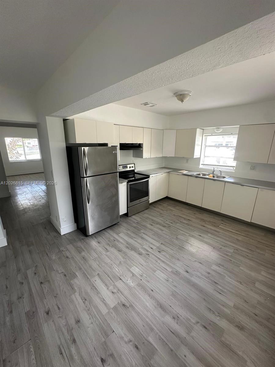 See details / 2541 sq. ft. $ 2026-06-01 0 Photo