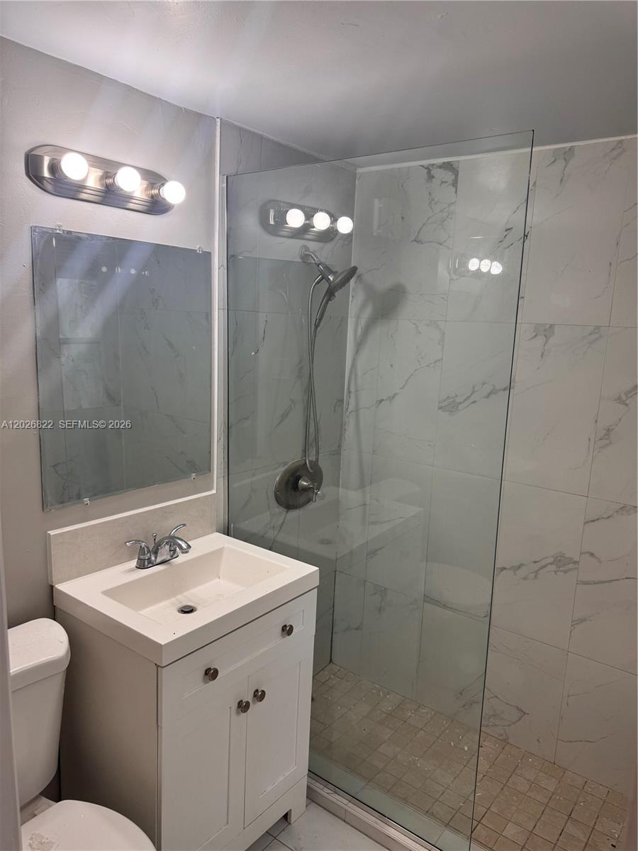 See details / 690 sq. ft. $ 2026-08-05 0 Photo
