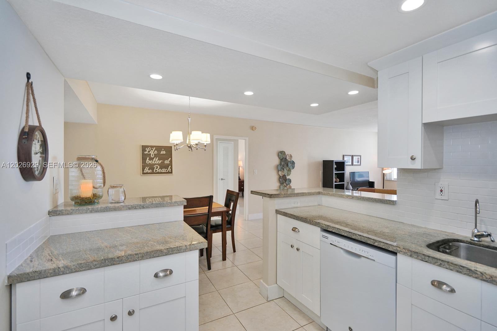 Photo of 3725 Ocean Dr  #1216, Hollywood, Florida, 33019 - 