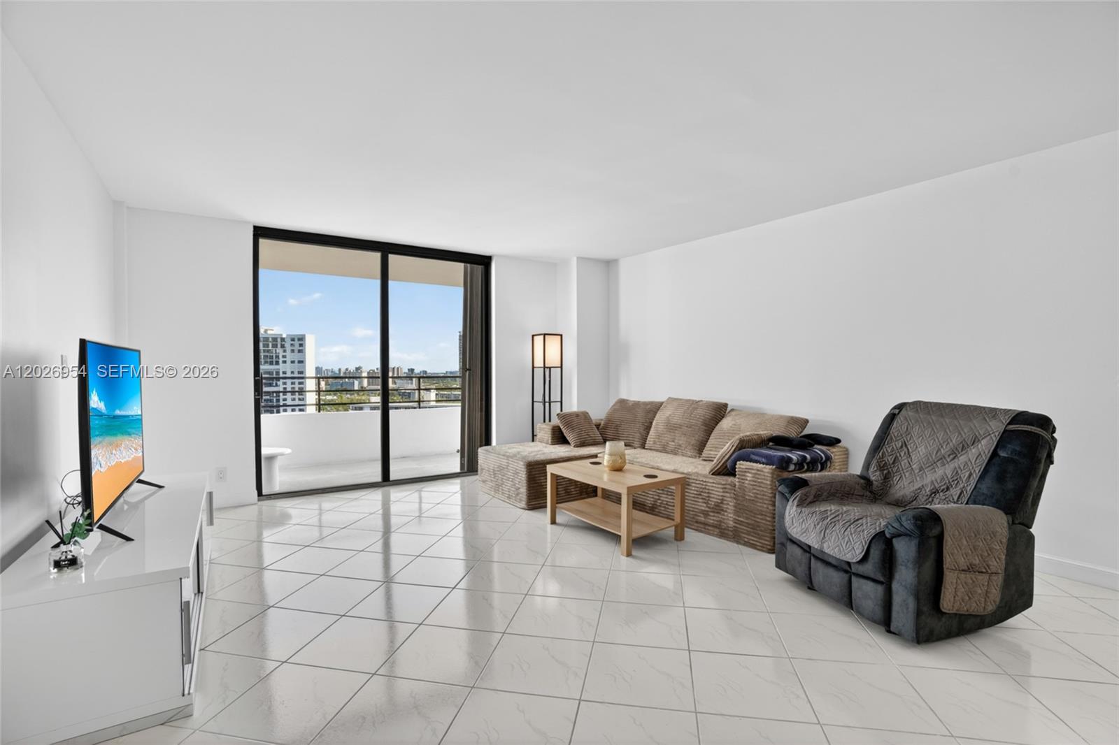 Photo of 2500 Parkview Dr  #1717, Hallandale Beach, Florida, 33009 - 
