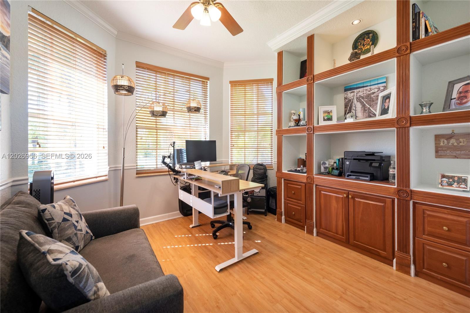 18991 6 / 5 3766 sq. ft. $ 2026-10-07 0 foto