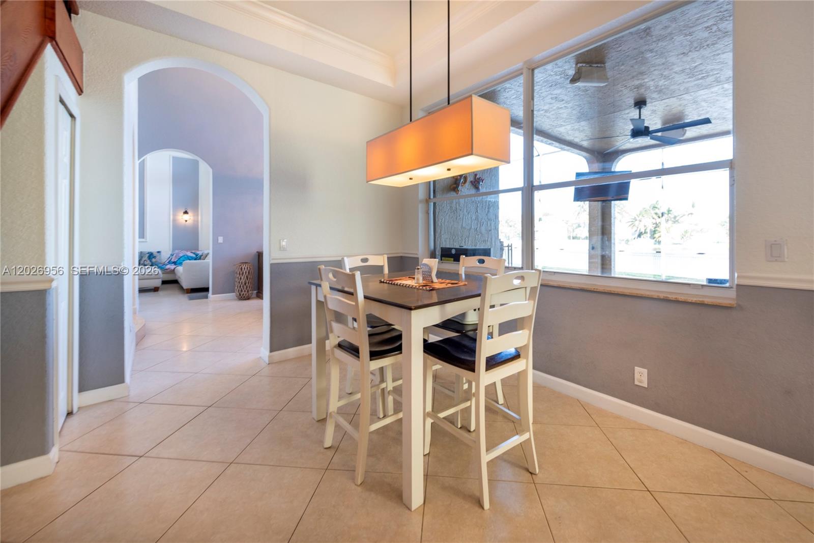 18991 6 / 5 3766 sq. ft. $ 2026-10-07 0 foto