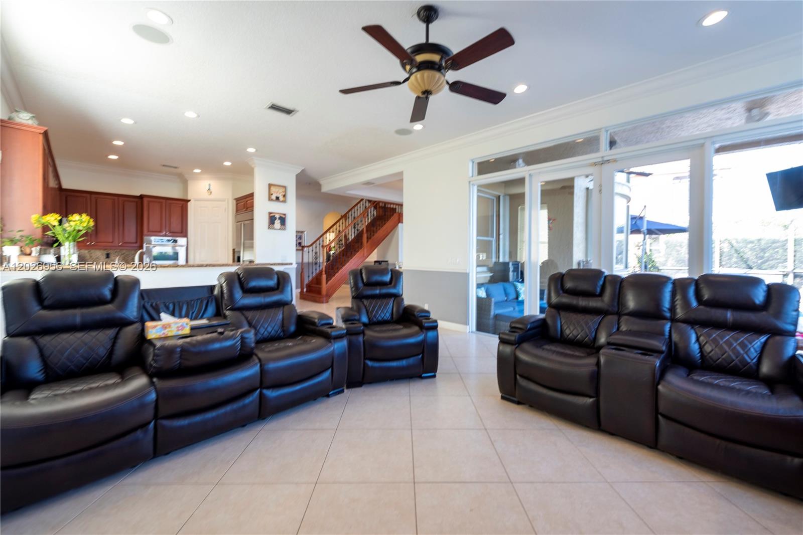 18991 6 / 5 3766 sq. ft. $ 2026-10-07 0 foto