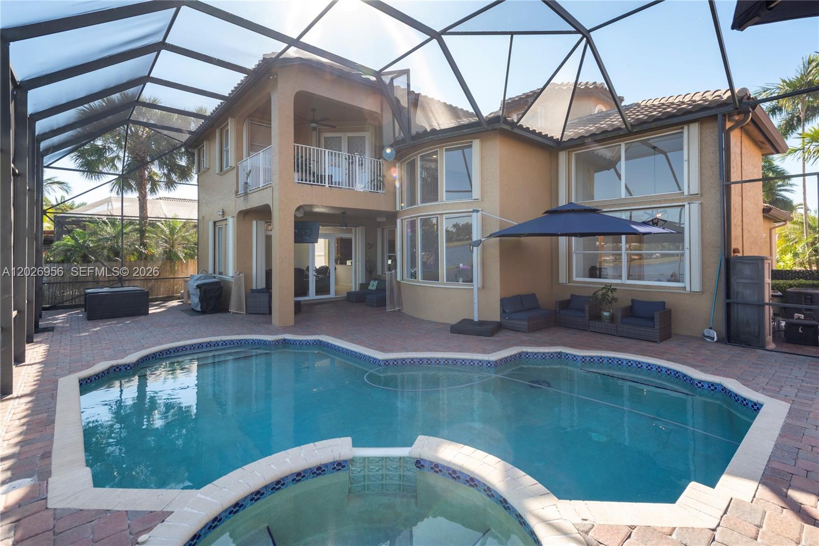 18991 6 / 5 3766 sq. ft. $ 2026-10-07 0 foto