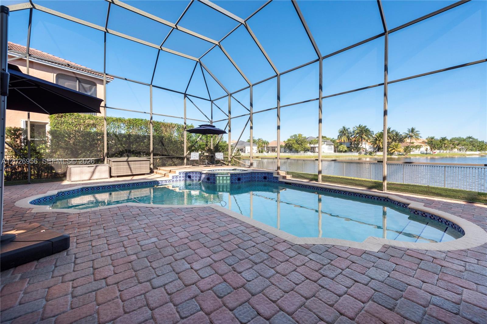 18991 6 / 5 3766 sq. ft. $ 2026-10-07 0 foto
